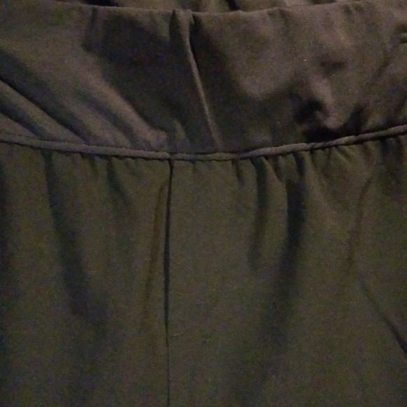 Black MATERNITY skirt with pockets! GUC - Picture 2 of 7